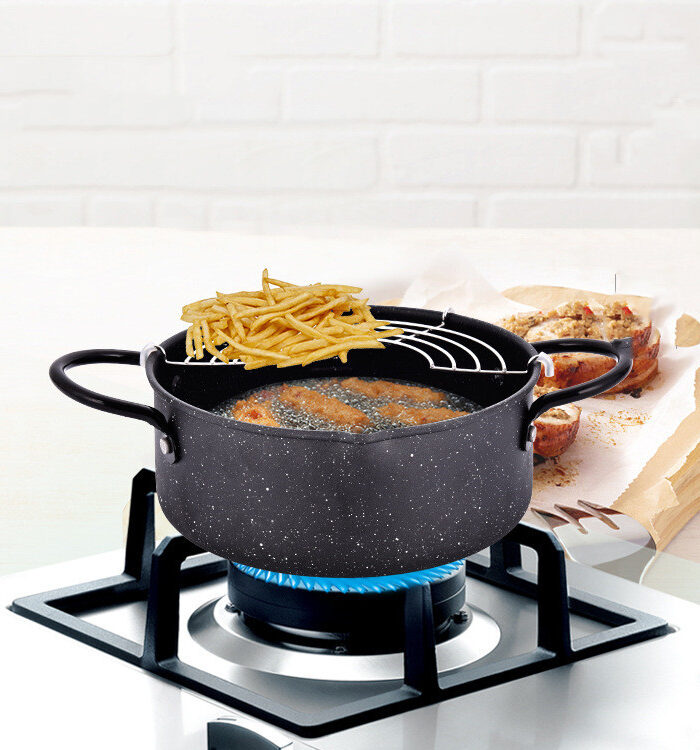 Household oil-saving fryer